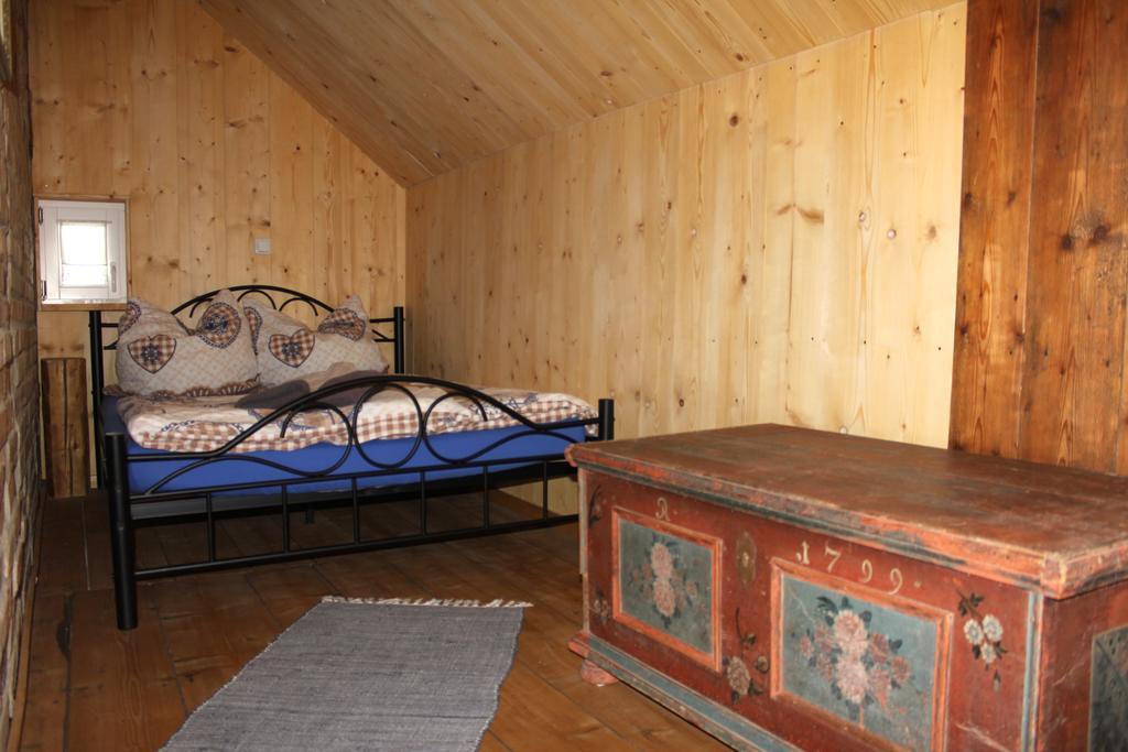 Ferienwohnung Fw. Steindöbra Anno Dazumal Klingenthal Zimmer foto